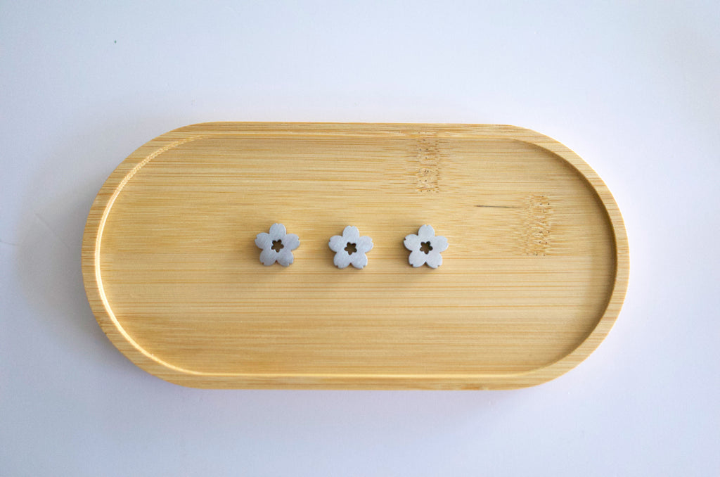 sakura (set of 3) sifter beads (satin finish)