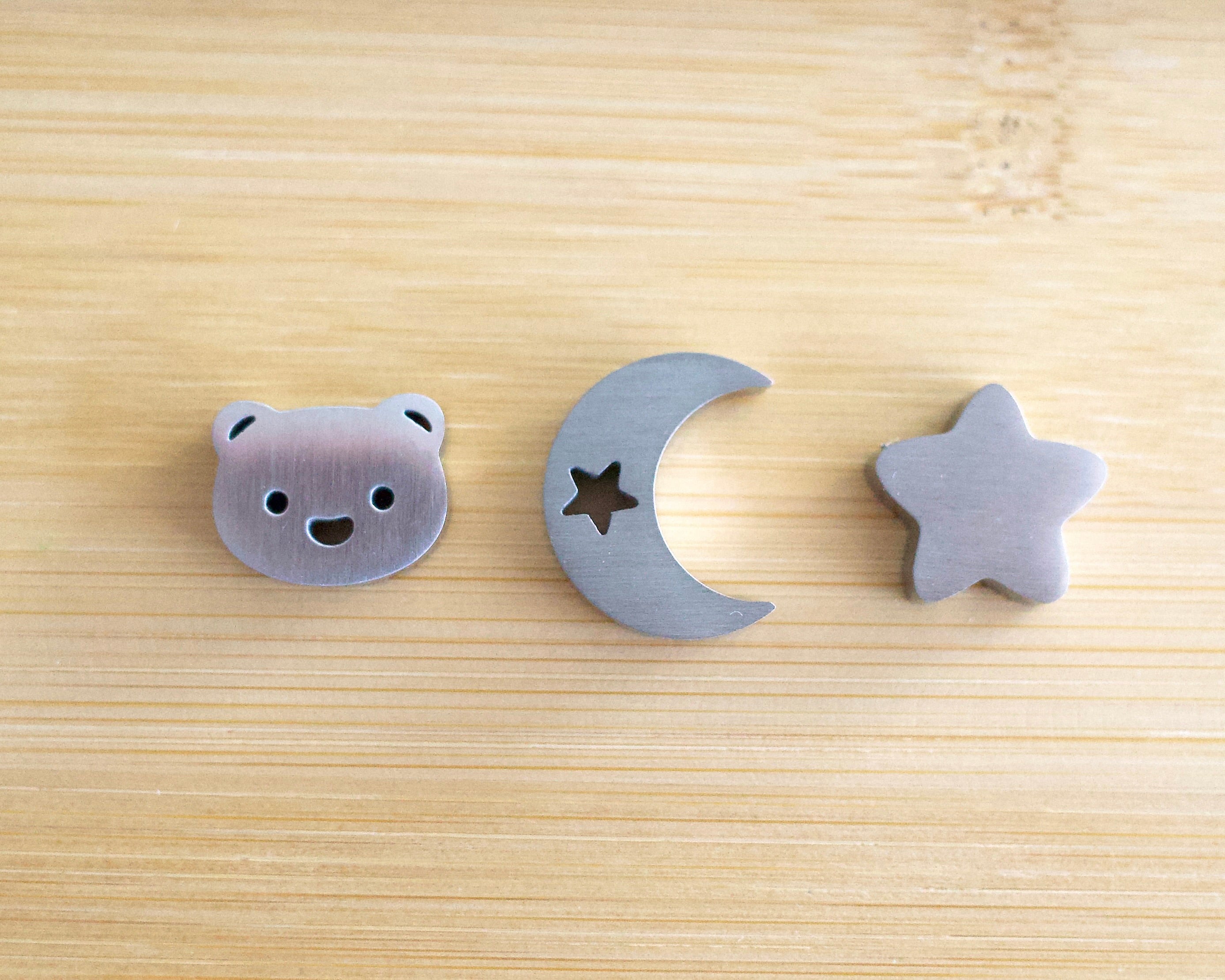 bear, crescent moon, star sifter beads (satin finish)